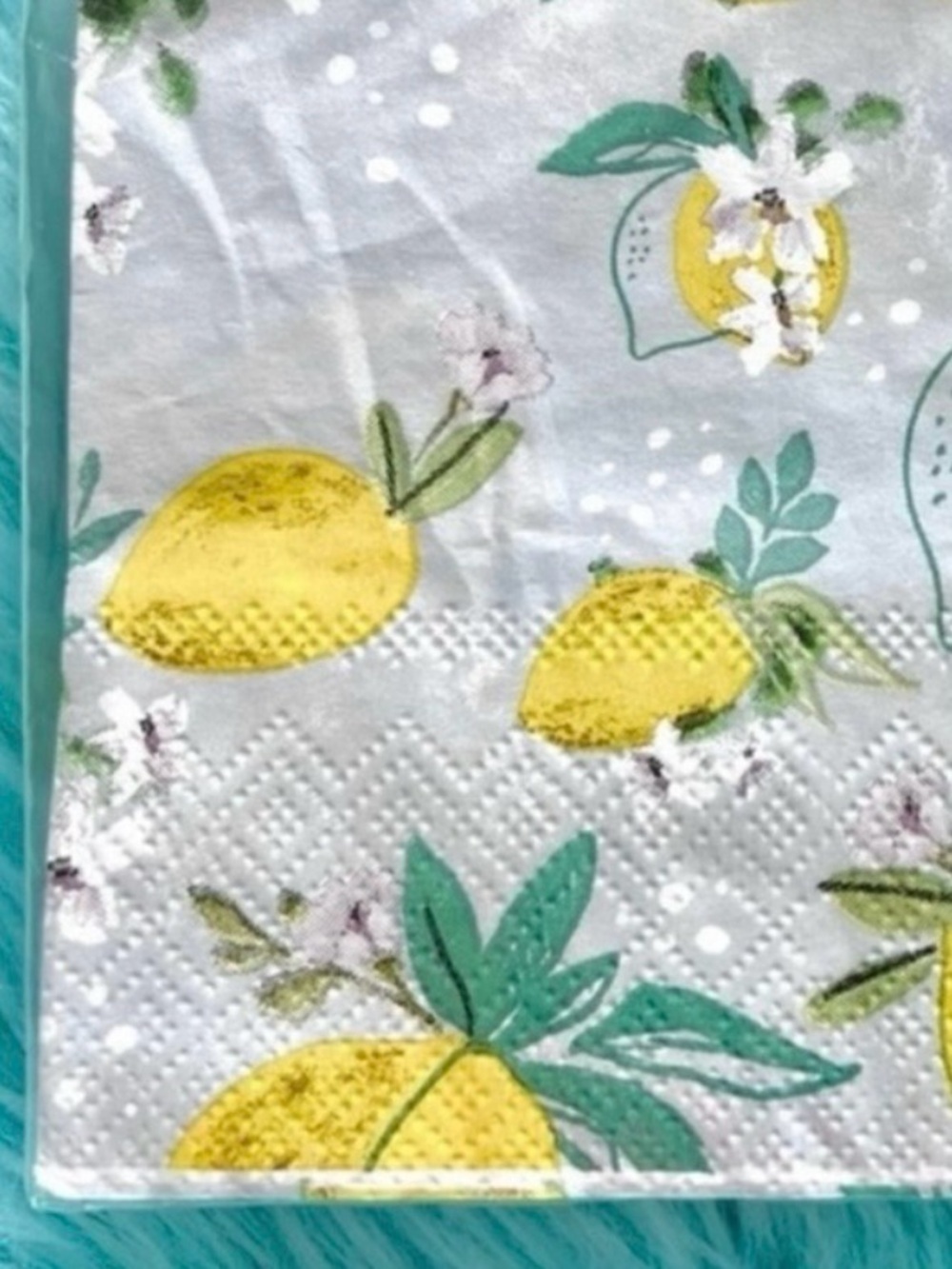 Mara-Mi Lemon Print Napkins 3-Ply 40 Count Party Decor - Picture 3 of 4